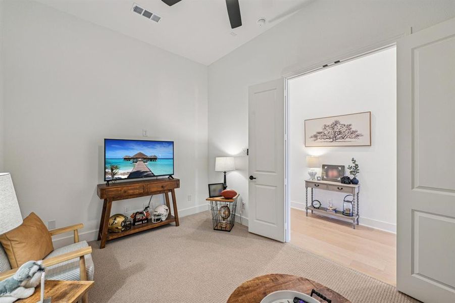 Furnished interior view inside a new home in Ridge Crossing, Waxahachie (Image 30).