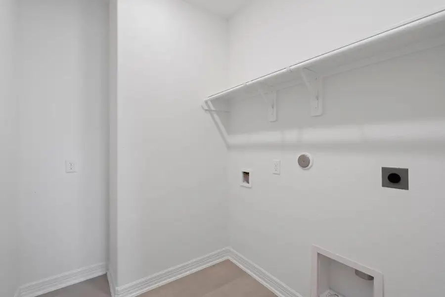 Spacious, unfurnished interior of a new home in Westland Ranch, League City (Image 13). Spacious, unfurnished interior of a new home in Westland Ranch, League City (Image 13).