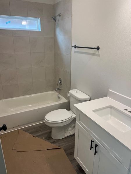 Image 12 of a home in .