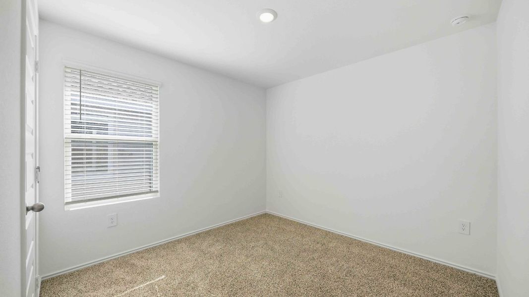 Spacious, unfurnished interior of a new home in Garver Heights, Houston (Image 7). Spacious, unfurnished interior of a new home in Garver Heights, Houston (Image 7).
