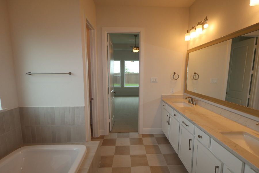Owner's Bath Owner's Bath