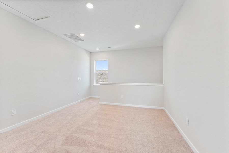 Lot 20 Ponderosa II Open Loft with Window and Stair Half Wall at Camden Woods in Kingsland, GA