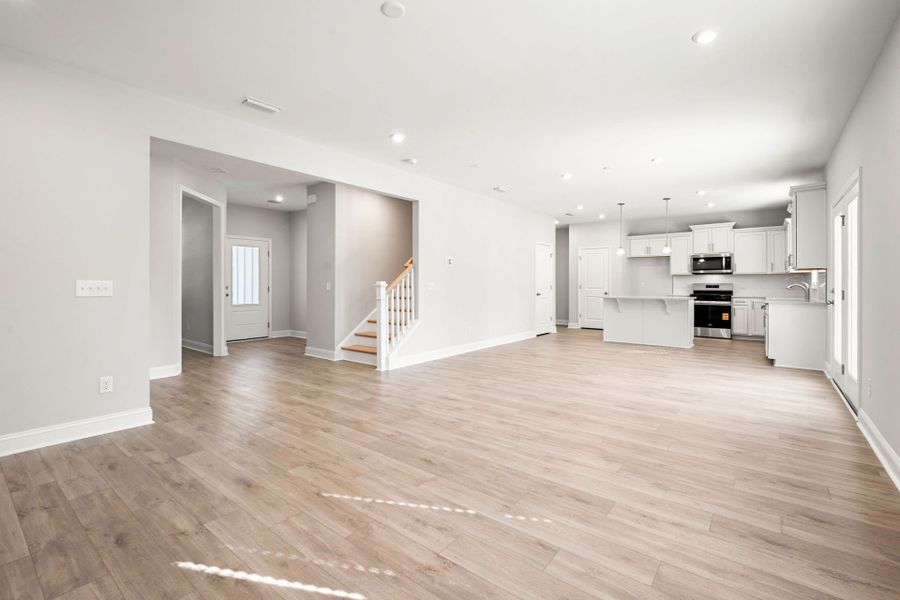 Spacious, unfurnished interior of a new home in Salem Bay, Beaufort (Image 23).