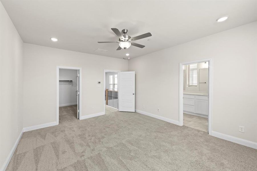 21. 2524 Campden Mews - Primary (2)