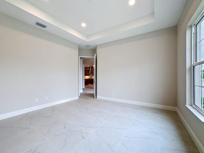 Spacious, unfurnished interior of a new home in River Preserve Estates, Parrish (Image 54).