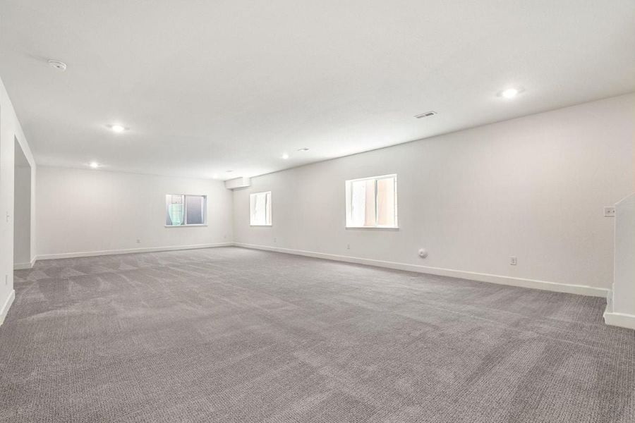 Spacious, unfurnished interior of a new home in Murphy Creek Reserve, Aurora (Image 18). Spacious, unfurnished interior of a new home in Murphy Creek Reserve, Aurora (Image 18).