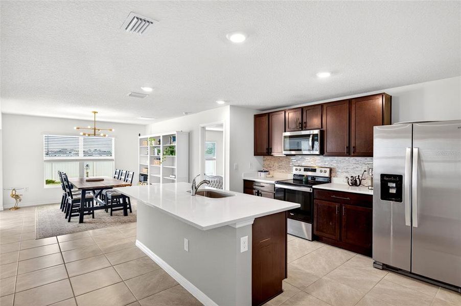 Furnished interior view inside a new home in Ocala Crossings South, Ocala (Image 9).