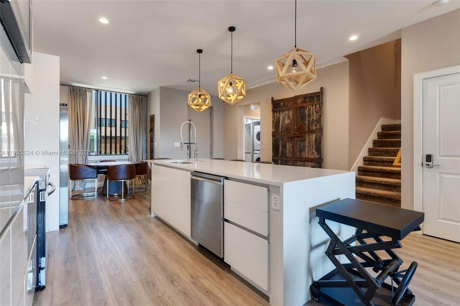 Furnished interior view inside a new home in , Kissimmee (Image 7).