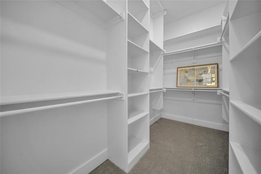 Spacious, unfurnished interior of a new home in , Athens (Image 15).