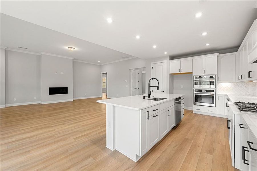 Furnished interior view inside a new home in Cresswind Georgia at Twin Lakes, Hoschton (Image 15). Furnished interior view inside a new home in Cresswind Georgia at Twin Lakes, Hoschton (Image 15).
