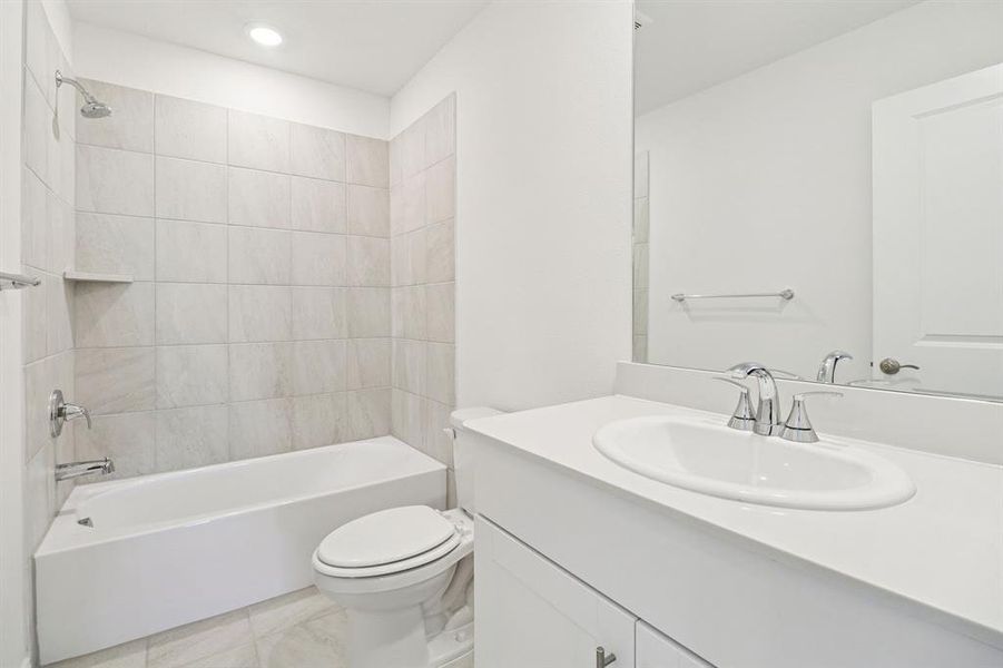 Furnished interior view inside a new home in , Farmersville (Image 12).