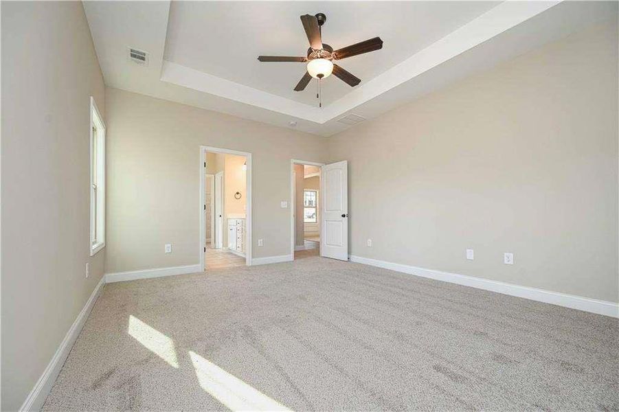 Spacious, unfurnished interior of a new home in , Douglasville (Image 20).