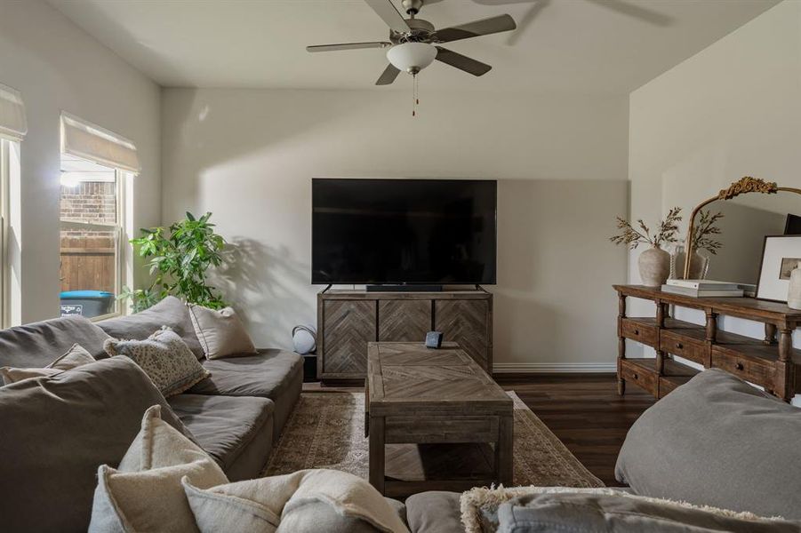 Furnished interior view inside a new home in , Fort Worth (Image 8). Furnished interior view inside a new home in , Fort Worth (Image 8).