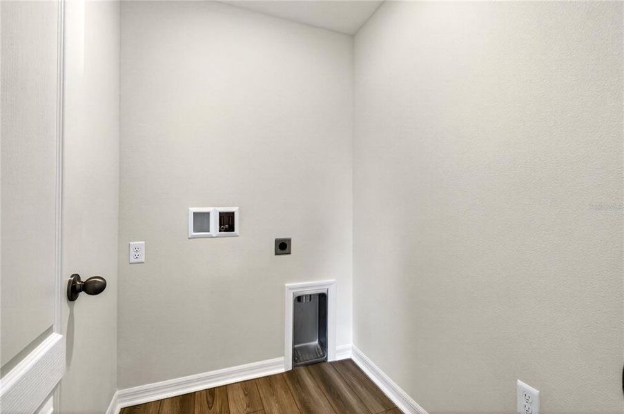 Spacious, unfurnished interior of a new home in , Astatula (Image 33). Spacious, unfurnished interior of a new home in , Astatula (Image 33).