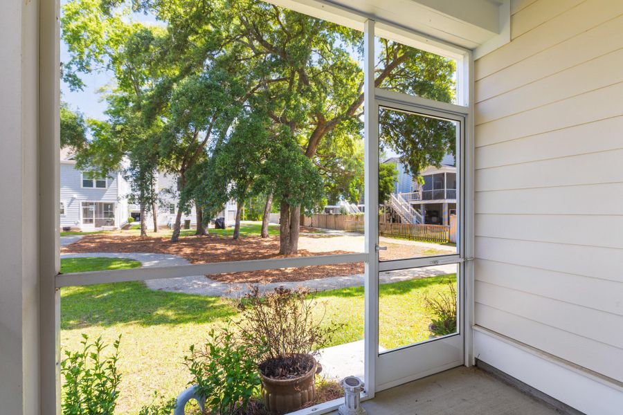 Exterior details and patio area of a home in Oak Bluff, Charleston (Image 28).