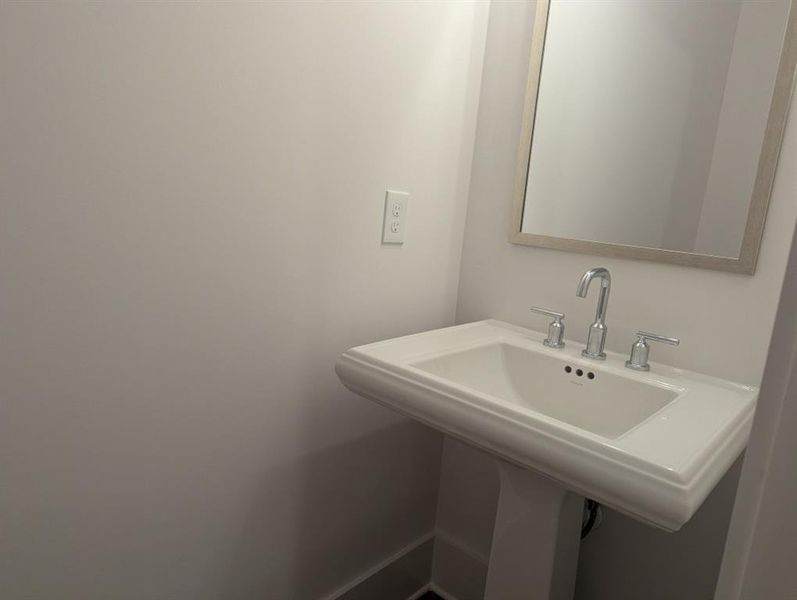 Close-up of interior finishes inside a home in Arden on Lanier, Cumming (Image 12).