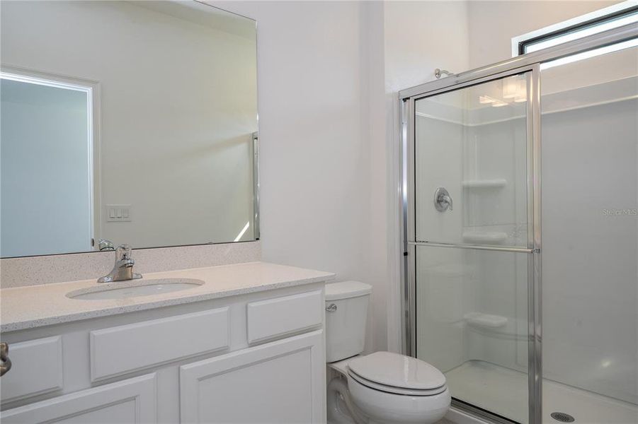 Furnished interior view inside a new home in , Orlando (Image 39).