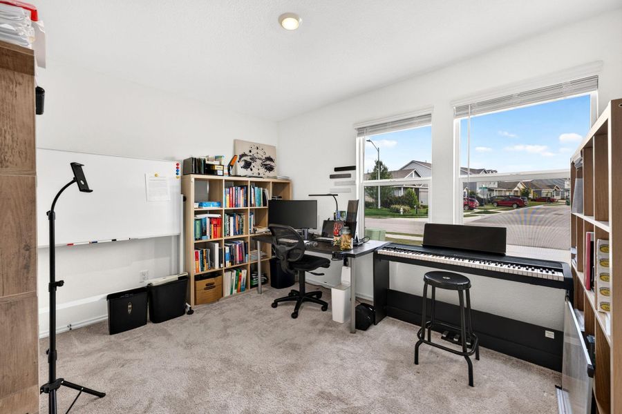 Furnished interior view inside a new home in Elm Creek, Elgin (Image 24).