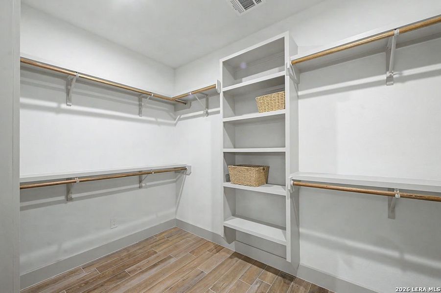 Image 31 of a home in .