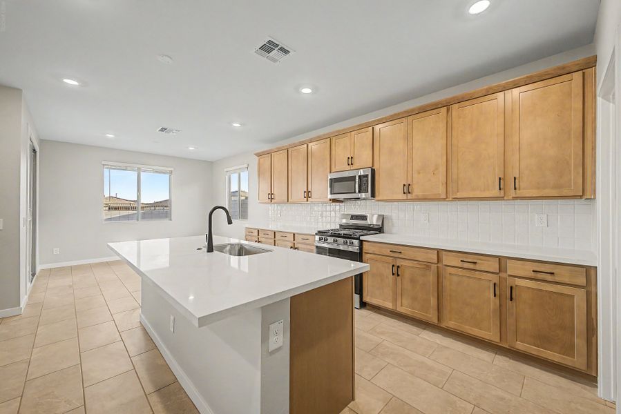 Furnished interior view inside a new home in Citrus Park, Goodyear (Image 3).