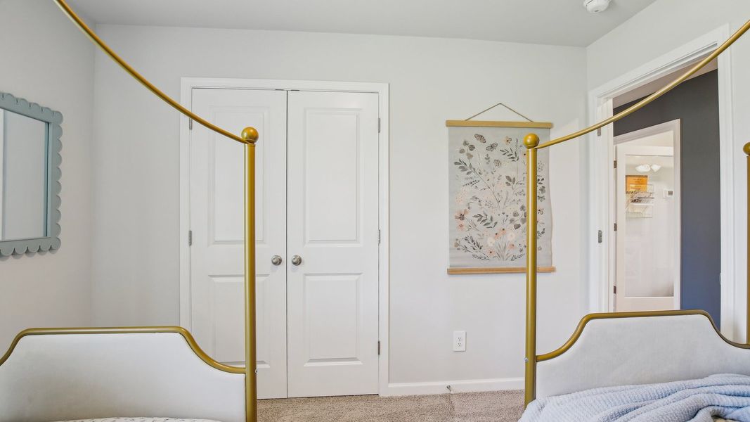 Furnished interior view inside a new home in Saddle Trace, Lewisburg (Image 33).