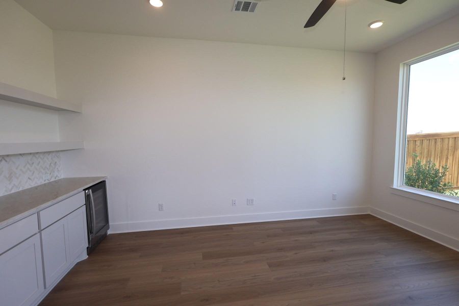 Spacious, unfurnished interior of a new home in Dunham Pointe, Cypress (Image 27). Spacious, unfurnished interior of a new home in Dunham Pointe, Cypress (Image 27).