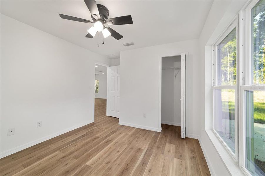 Spacious, unfurnished interior of a new home in , Belleview (Image 39).