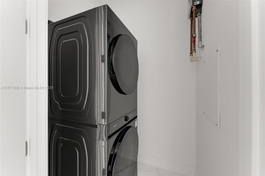 Close-up of interior finishes inside a home in , Key Largo (Image 18).