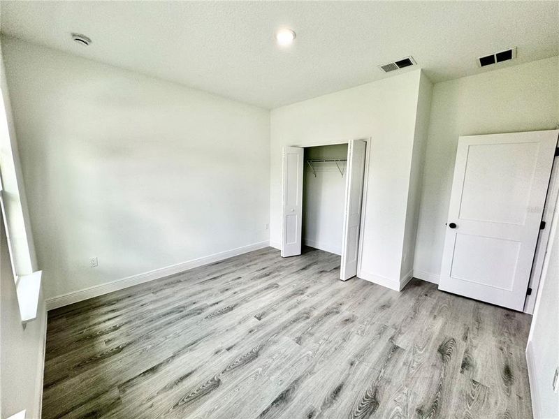 Spacious, unfurnished interior of a new home in , Beverly Hills (Image 36).