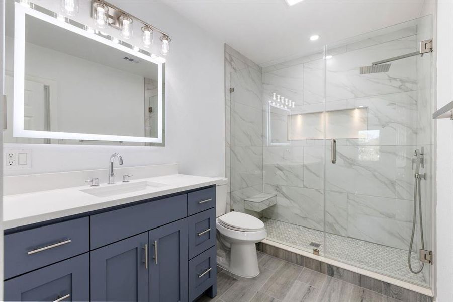 Furnished interior view inside a new home in , Pecan Gap (Image 9).