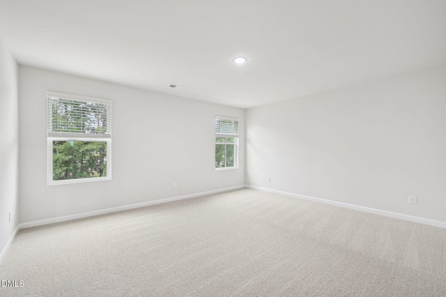 22 Primary Bed 22 Primary Bed