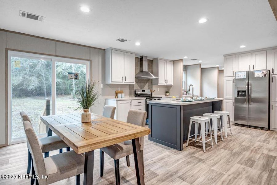 Furnished interior view inside a new home in , Middleburg (Image 15). Furnished interior view inside a new home in , Middleburg (Image 15).