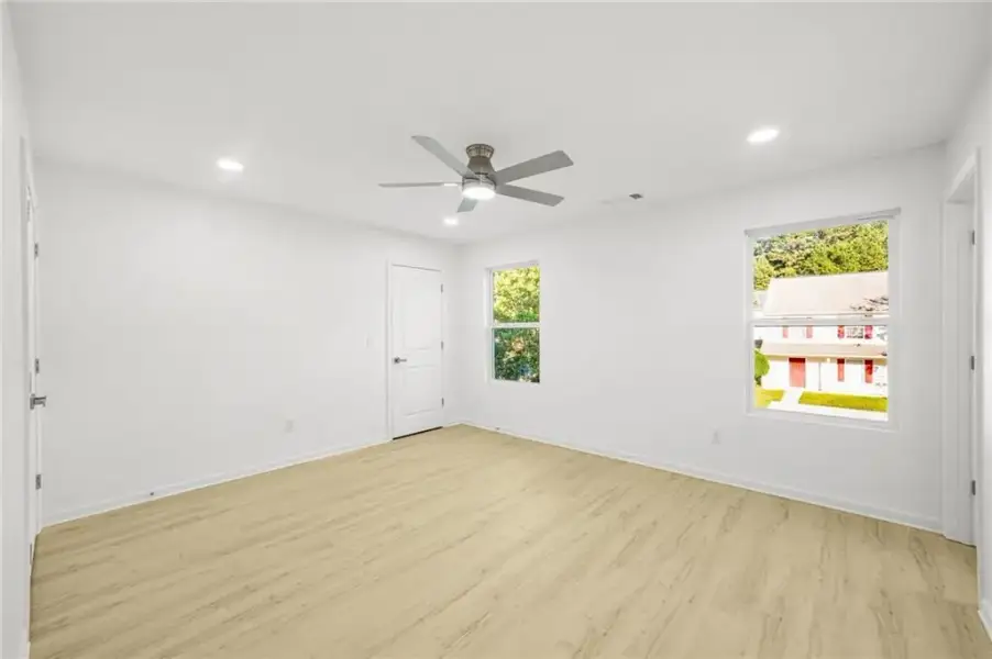 Spacious, unfurnished interior of a new home in , Stockbridge (Image 29). Spacious, unfurnished interior of a new home in , Stockbridge (Image 29).