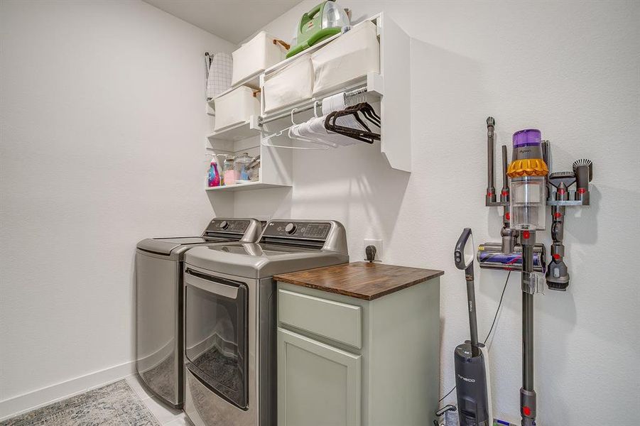 Close-up of interior finishes inside a home in Madero, Haslet (Image 17). Close-up of interior finishes inside a home in Madero, Haslet (Image 17).