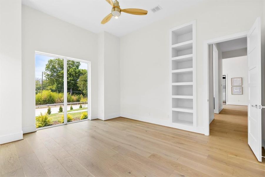 Spacious, unfurnished interior of a new home in , Dallas (Image 23).