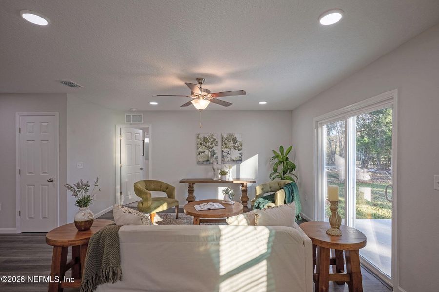 Furnished interior view inside a new home in , Jacksonville (Image 25). Furnished interior view inside a new home in , Jacksonville (Image 25).