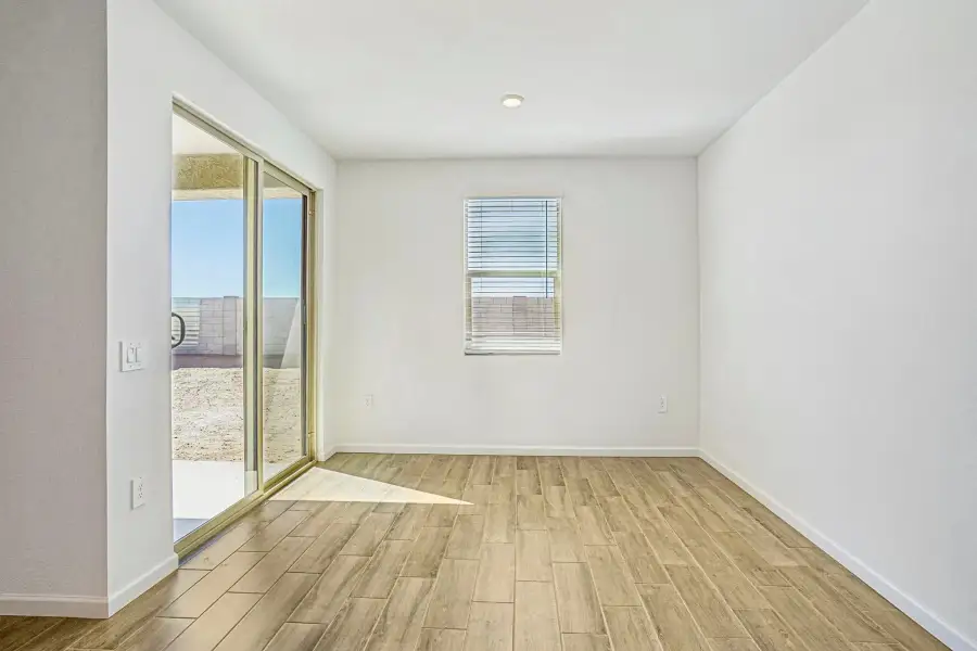 Representative images and renderings are for illustrative purposes. Actual structural options and design finishes of home may vary.