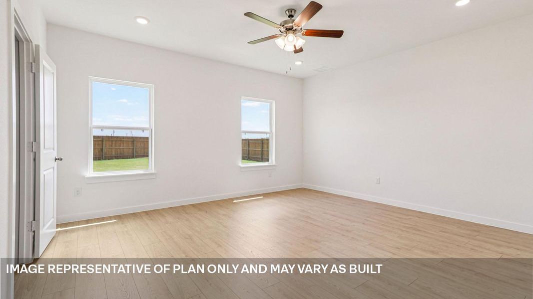 Spacious, unfurnished interior of a new home in Monarch Ranch, Manor (Image 14).