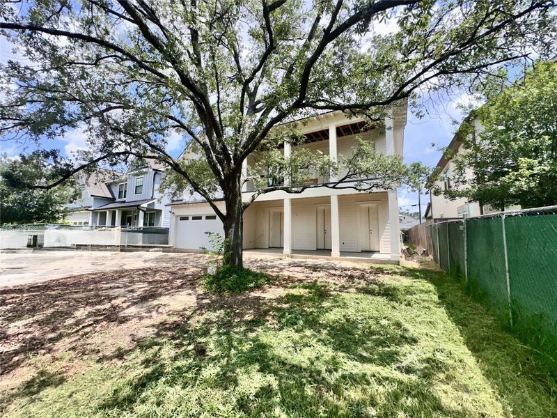 Front exterior of a new home in , Houston, TX, highlighting curb appeal (Image 18). Front exterior of a new home in , Houston, TX, highlighting curb appeal (Image 18).