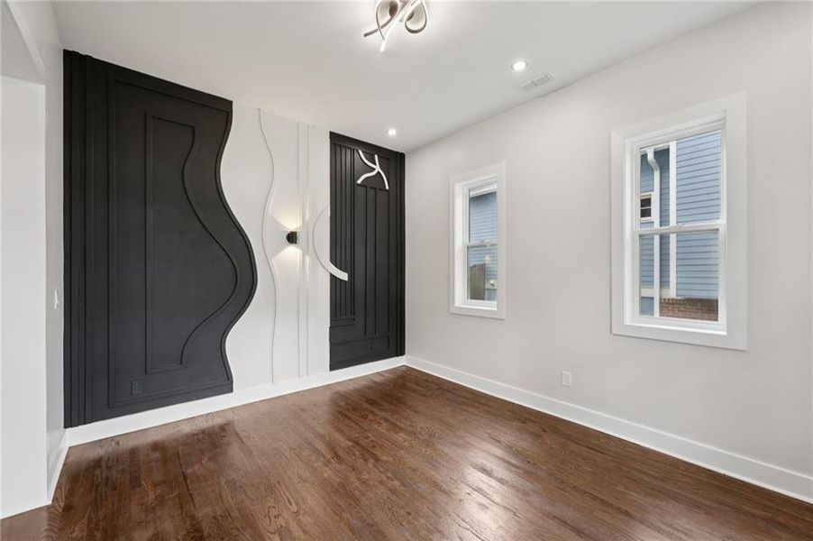 Spacious, unfurnished interior of a new home in , Atlanta (Image 39).