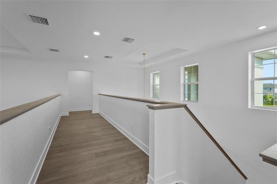 Spacious, unfurnished interior of a new home in , Lakewood Ranch (Image 18).