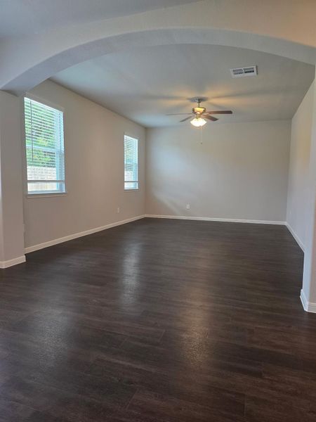 Spacious, unfurnished interior of a new home in Splendora Fields, Splendora (Image 12).