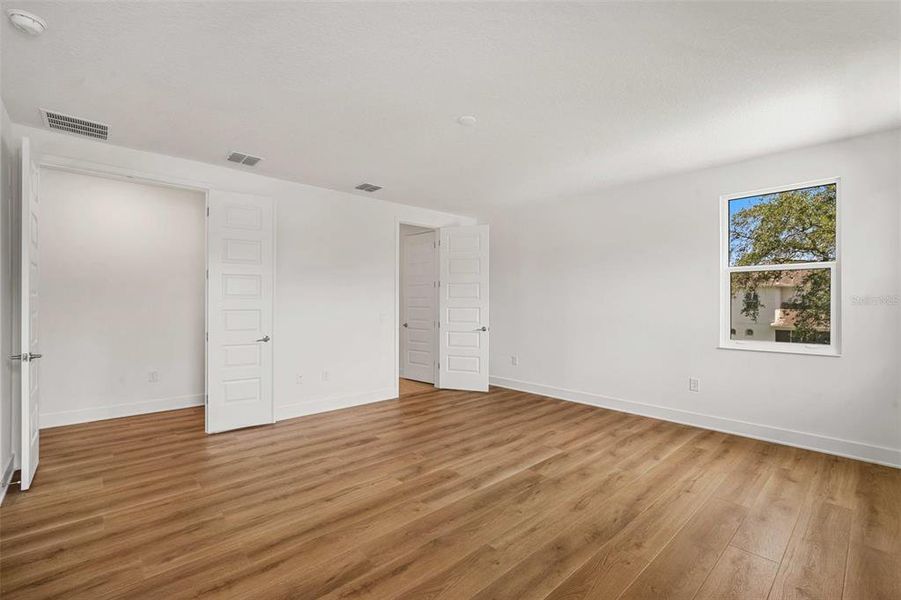 Spacious, unfurnished interior of a new home in , Tampa (Image 32). Spacious, unfurnished interior of a new home in , Tampa (Image 32).