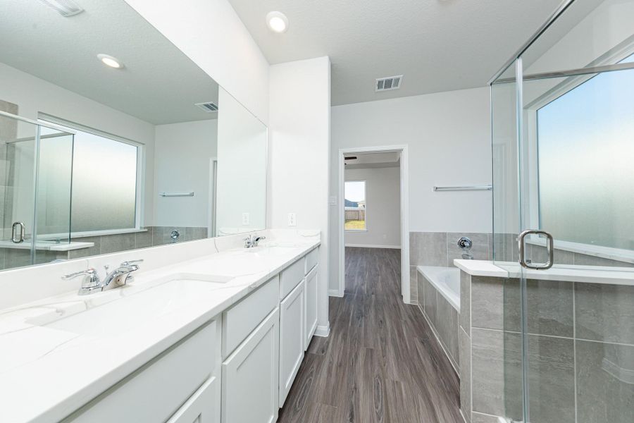 Furnished interior view inside a new home in Bluestem, Brookshire (Image 6).
