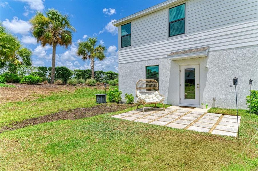 Exterior details and patio area of a home in , Sarasota (Image 29).