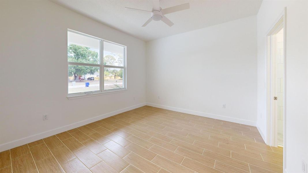 8050-97th-Ct-Vero-Beach-FL-32967-Bedroom 8050-97th-Ct-Vero-Beach-FL-32967-Bedroom