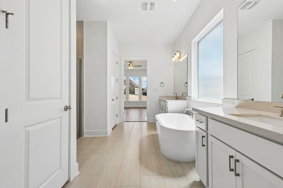 Representative furnished interior of a home built from the Rainey by Taylor Morrison in Santa Rita Ranch, Liberty Hill (Image 14).