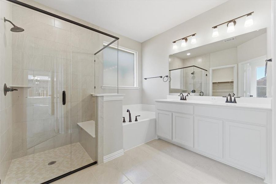 Furnished interior view inside a new home in Northstar, Haslet (Image 9).