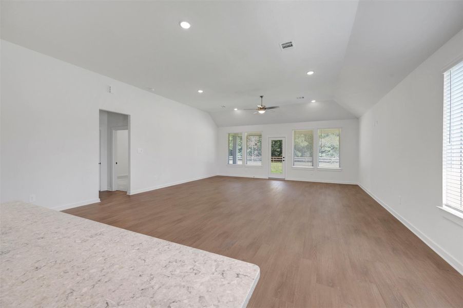 Spacious, unfurnished interior of a new home in Lone Star Landing, Montgomery (Image 35). Spacious, unfurnished interior of a new home in Lone Star Landing, Montgomery (Image 35).