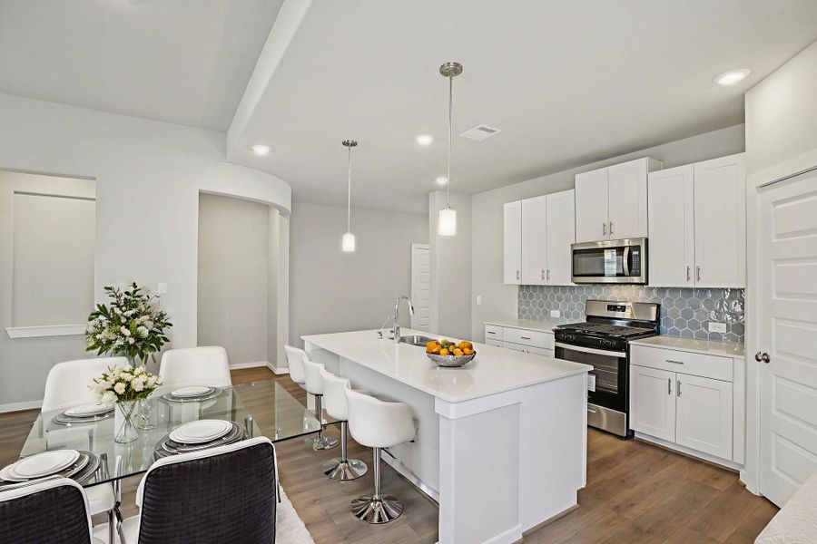 Photo is not of the actual home, but is an inspirational photo of builder’s model home and may depict options, furnishings, and/or decorator features that are not included Photo is not of the actual home, but is an inspirational photo of builder’s model home and may depict options, furnishings, and/or decorator features that are not included